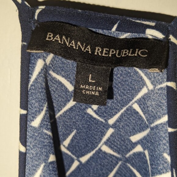 Banana Republic Back Cami Tank Top Large L Navy Blue Pattern - Picture 2 of 5